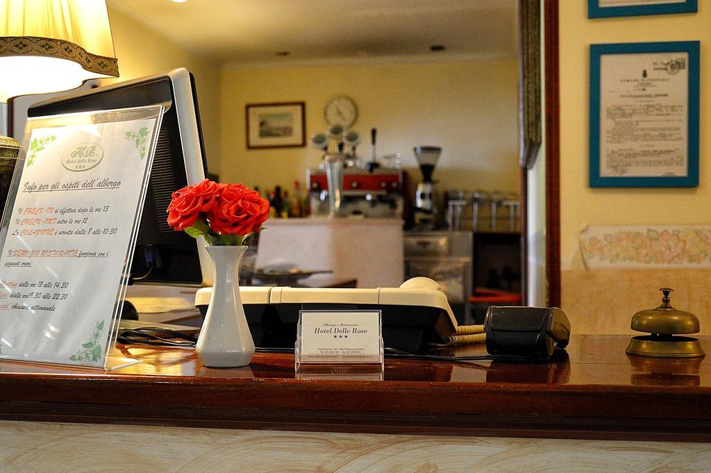Albergo Delle Rose Pozzuoli Exteriör bild