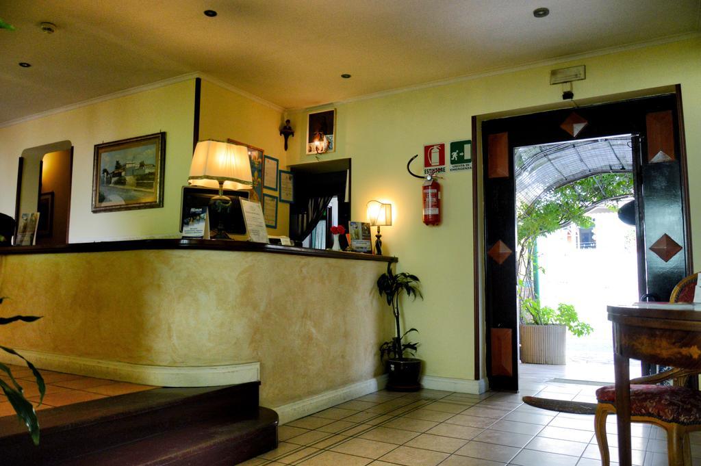 Albergo Delle Rose Pozzuoli Exteriör bild